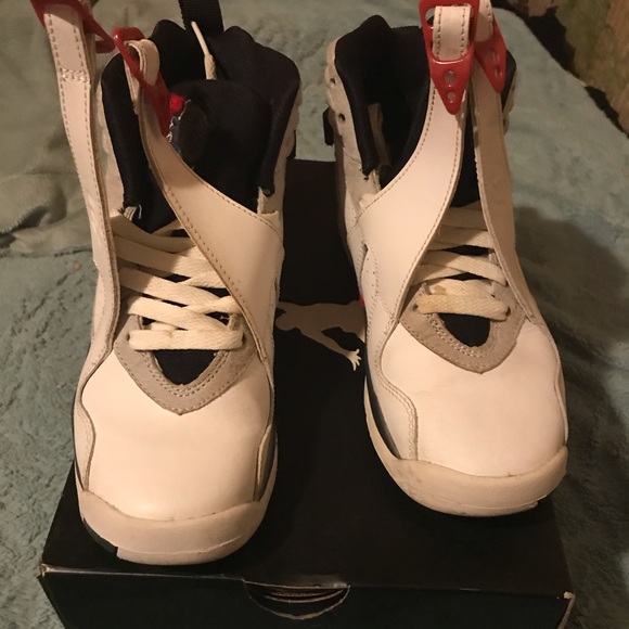 Jordan bugs bunny 8s size 4 - Picture 7 of 8